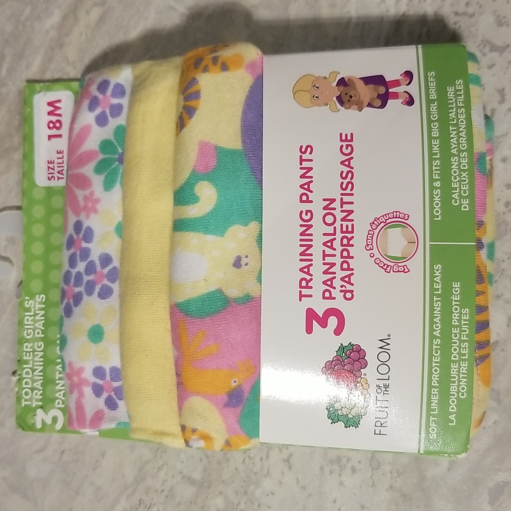 New Fruit of the loom training pants size 18m